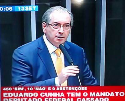 Mandato de Eduardo Cunha é cassado por 450 votos contra apenas 10 favoráveis – E fica inelegível por 8 anos